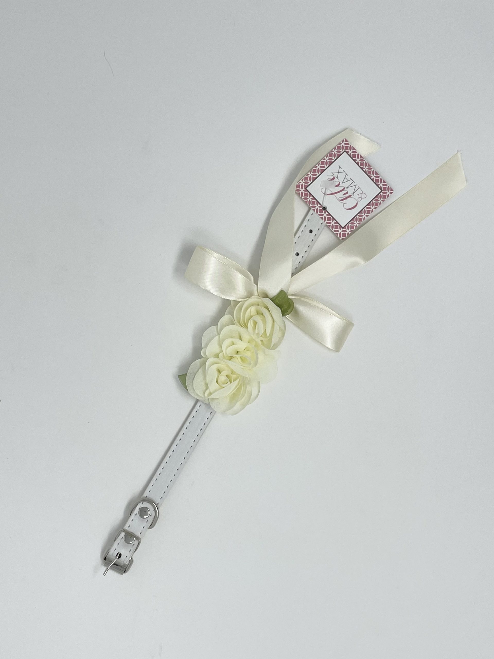 White Dog Collar with Cream Flowers image 1