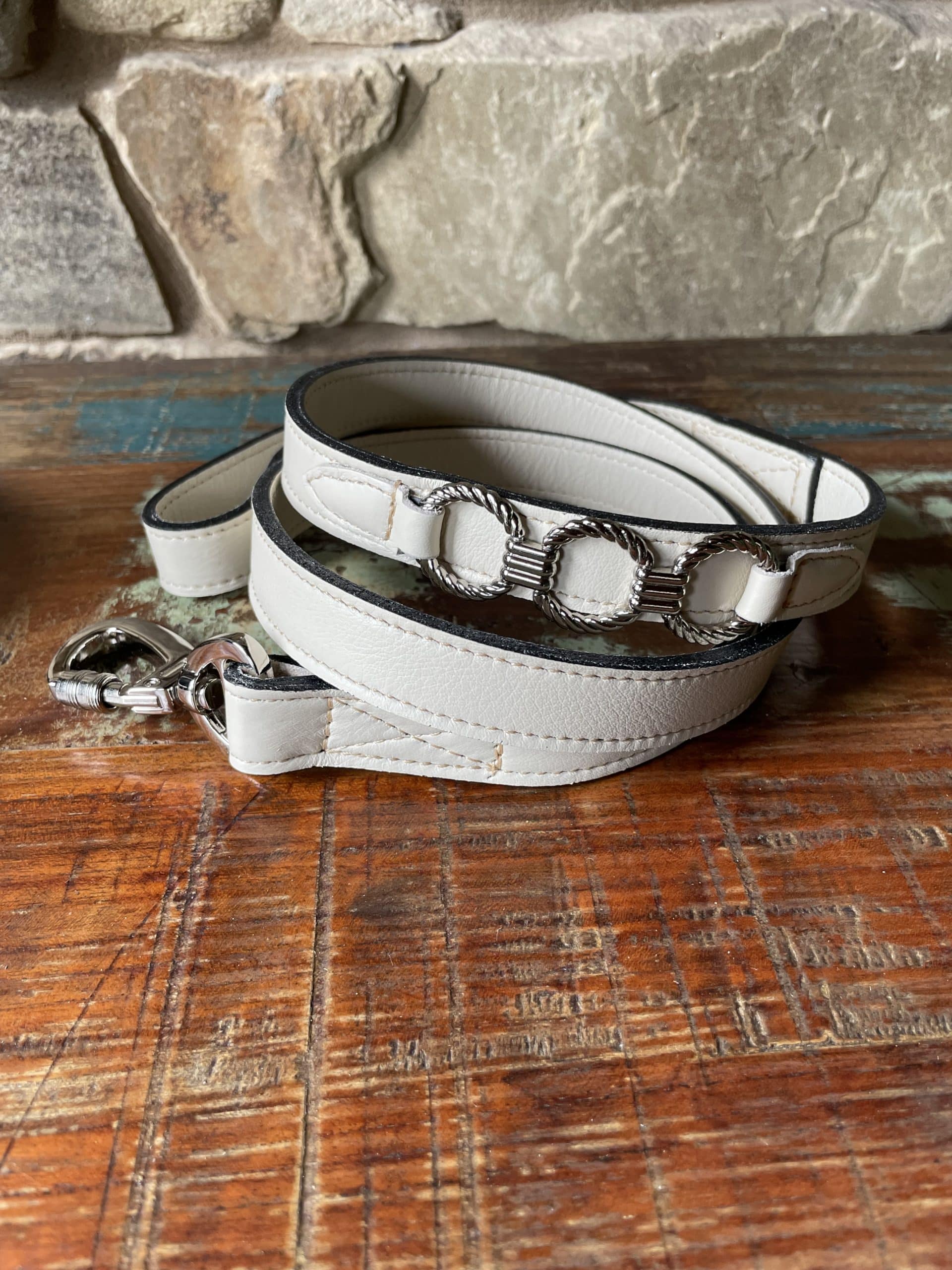 Athena Dog Leash with Icon in Eggshell & Nickel image 0