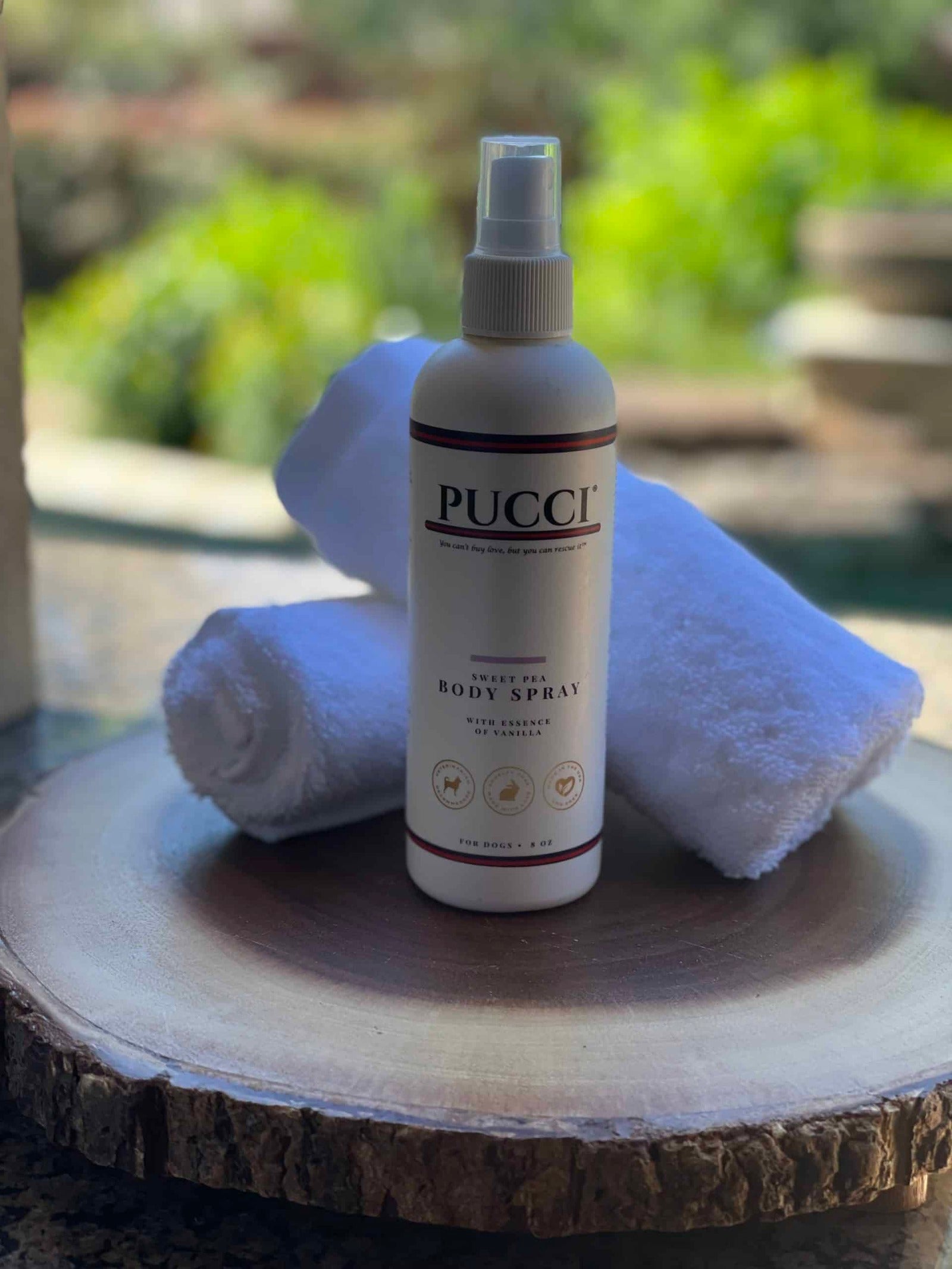 PUCCI Cafe Sweet Pea and Vanilla Dog Spray
