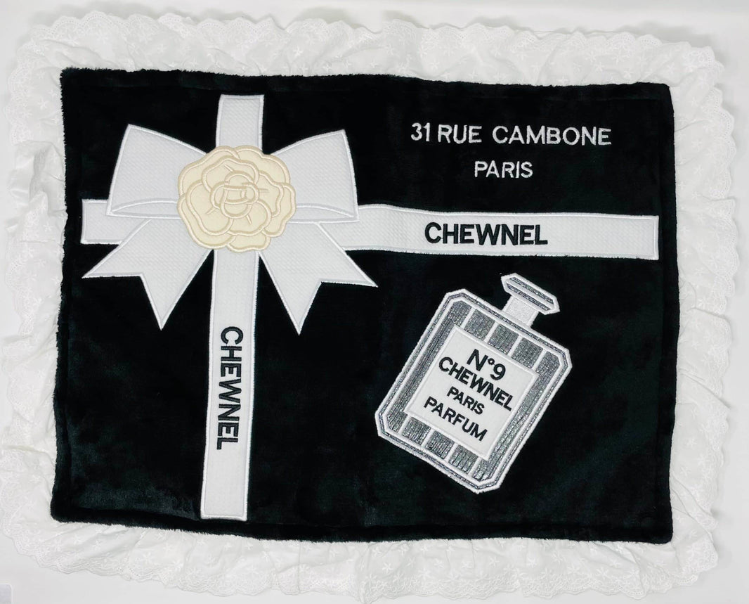 Chewnel Black Dog Mat image 0