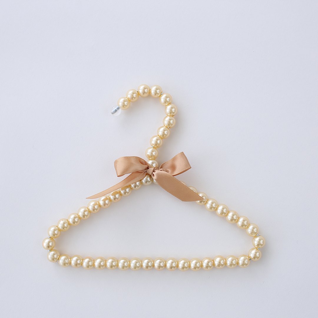 Pearl Clothes Hangers for Dogs - Champagne image