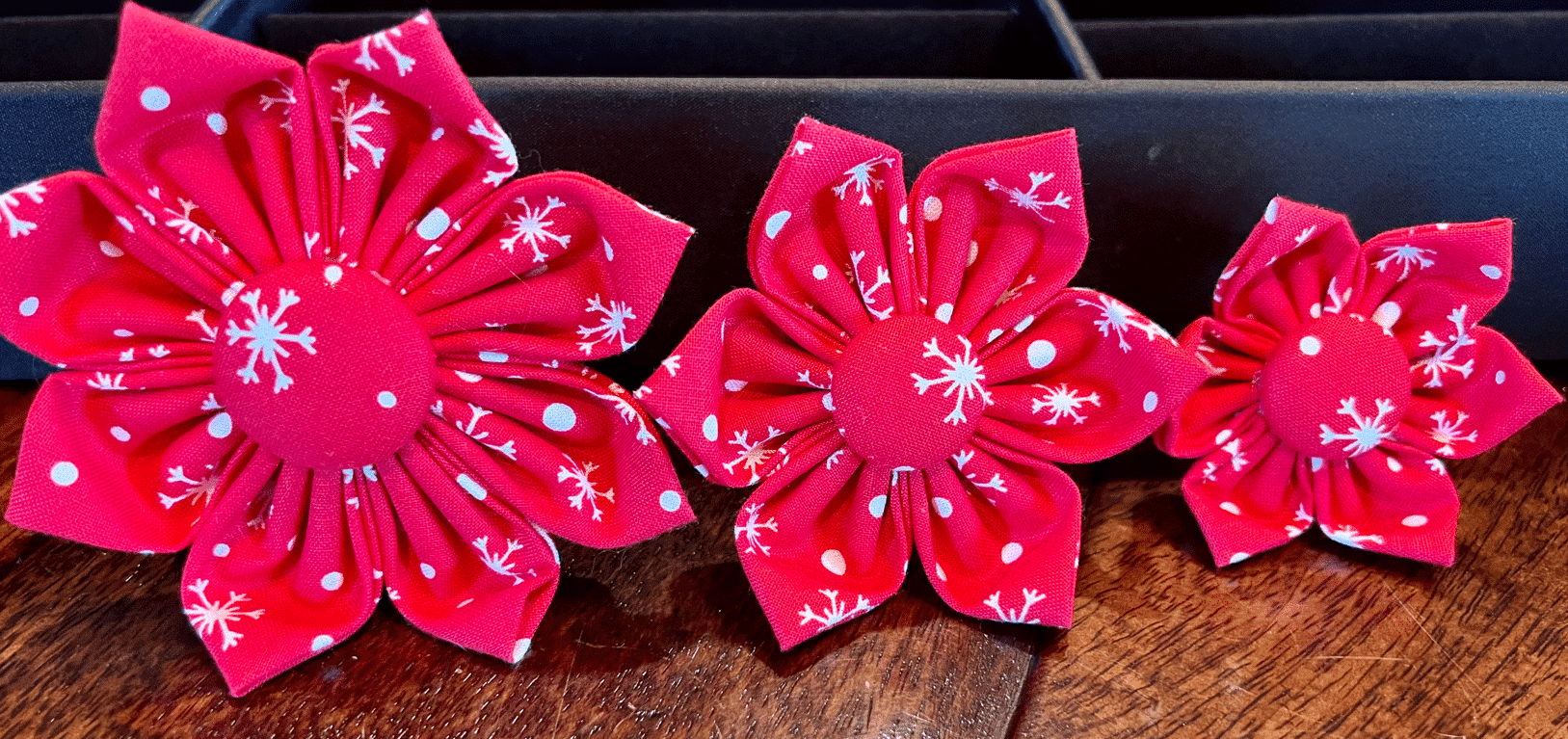 Red Snowflakes & Dots Flower for Dog Collar image 0