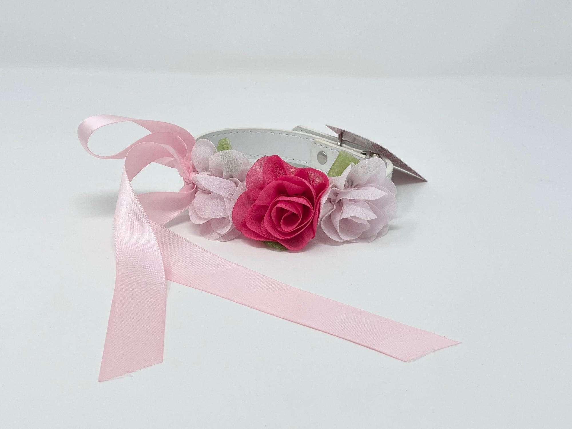 White Dog Collar with Dark and Light Pink Flowers image 0