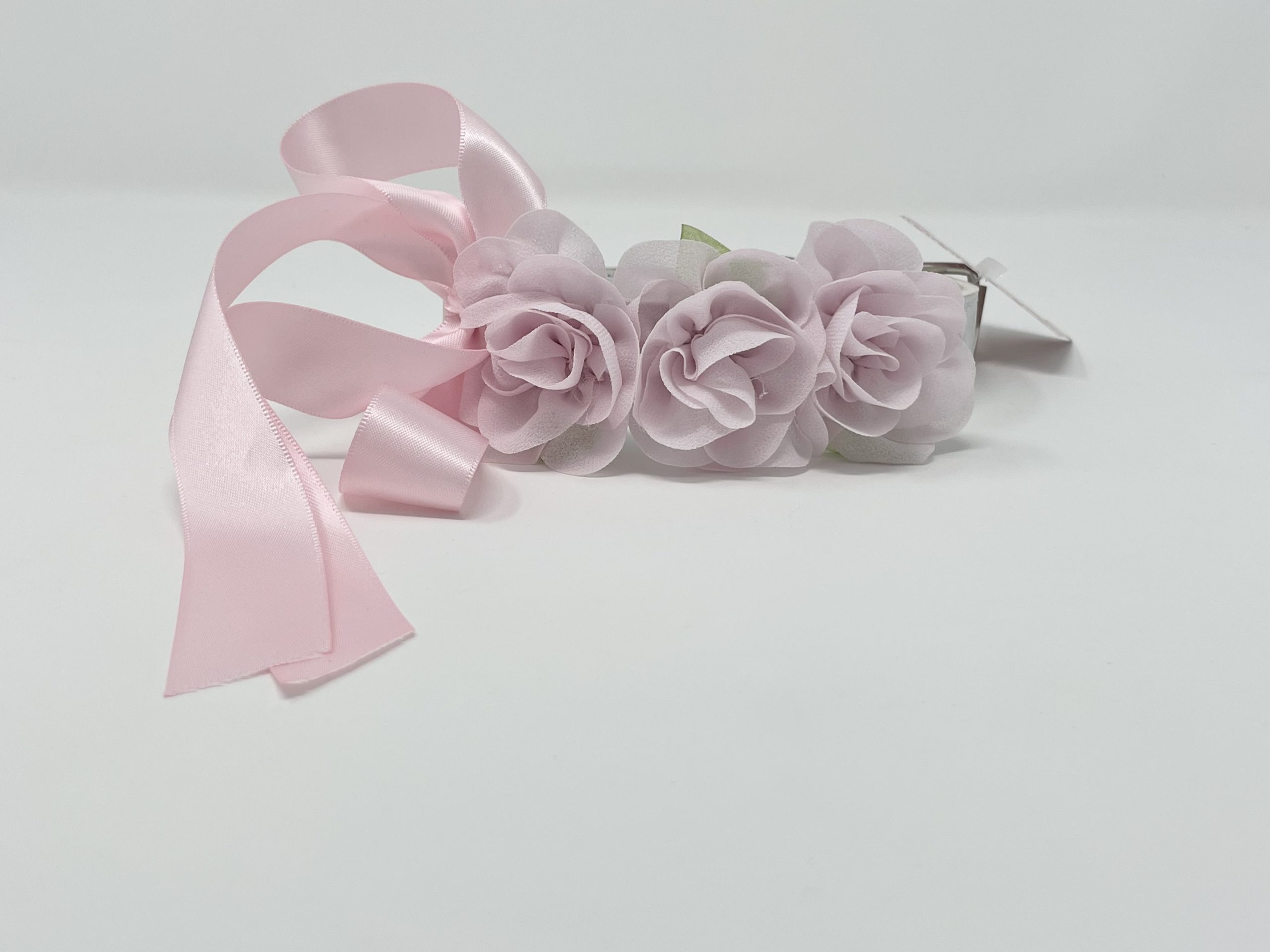 White Dog Collar with Light Pink Flowers image 0