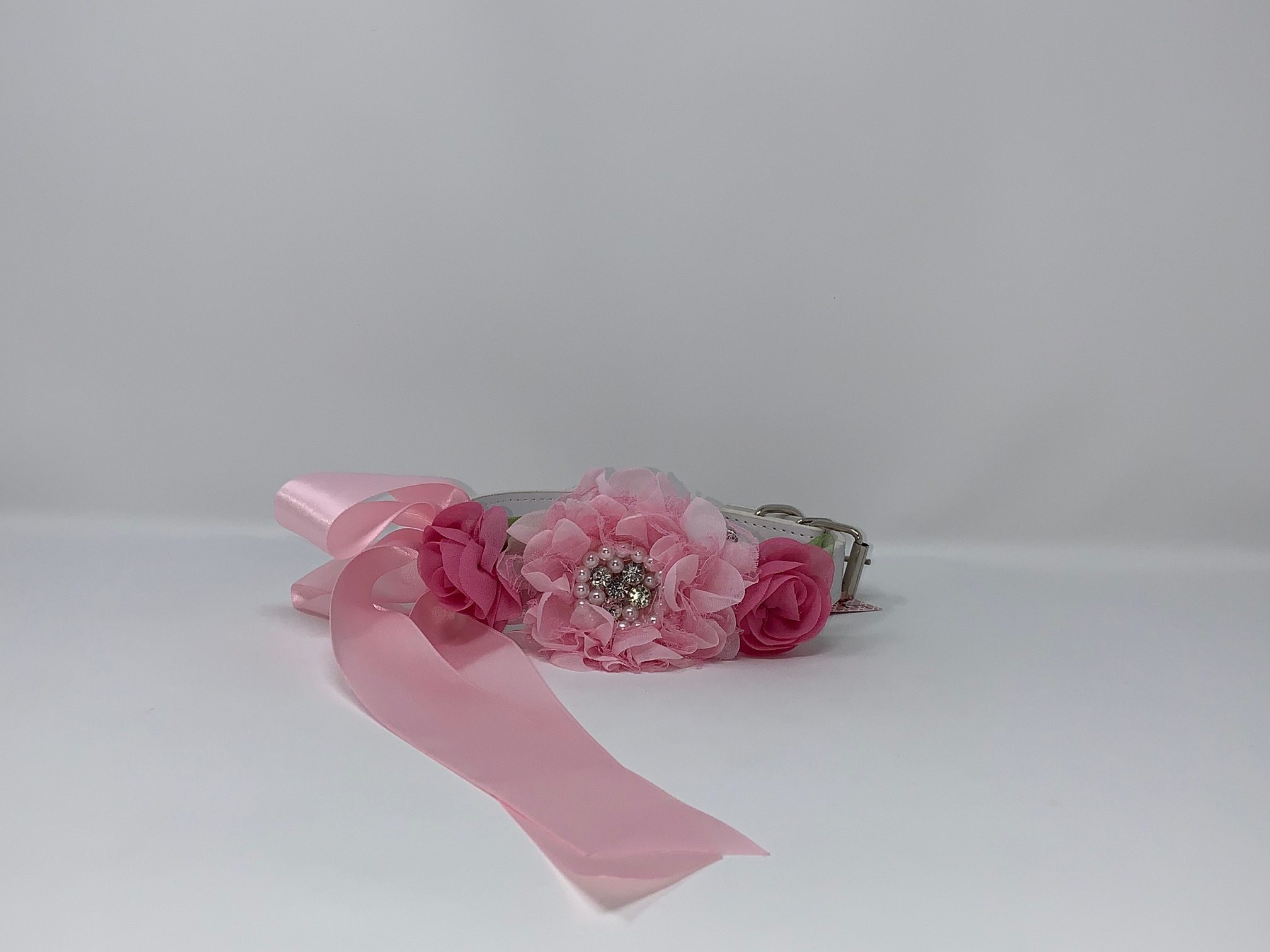 White Dog Collar with Hot Pink Flowers and Rhinestones image 0