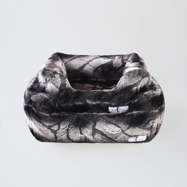 Deluxe Collection Dog Bed - Chinchilla